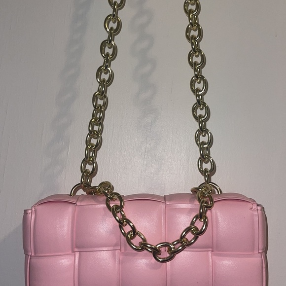 Pink purse - Picture 12 of 16
